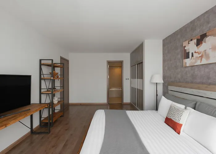 Allen Luxury Apartment - Vinhomes Central Park